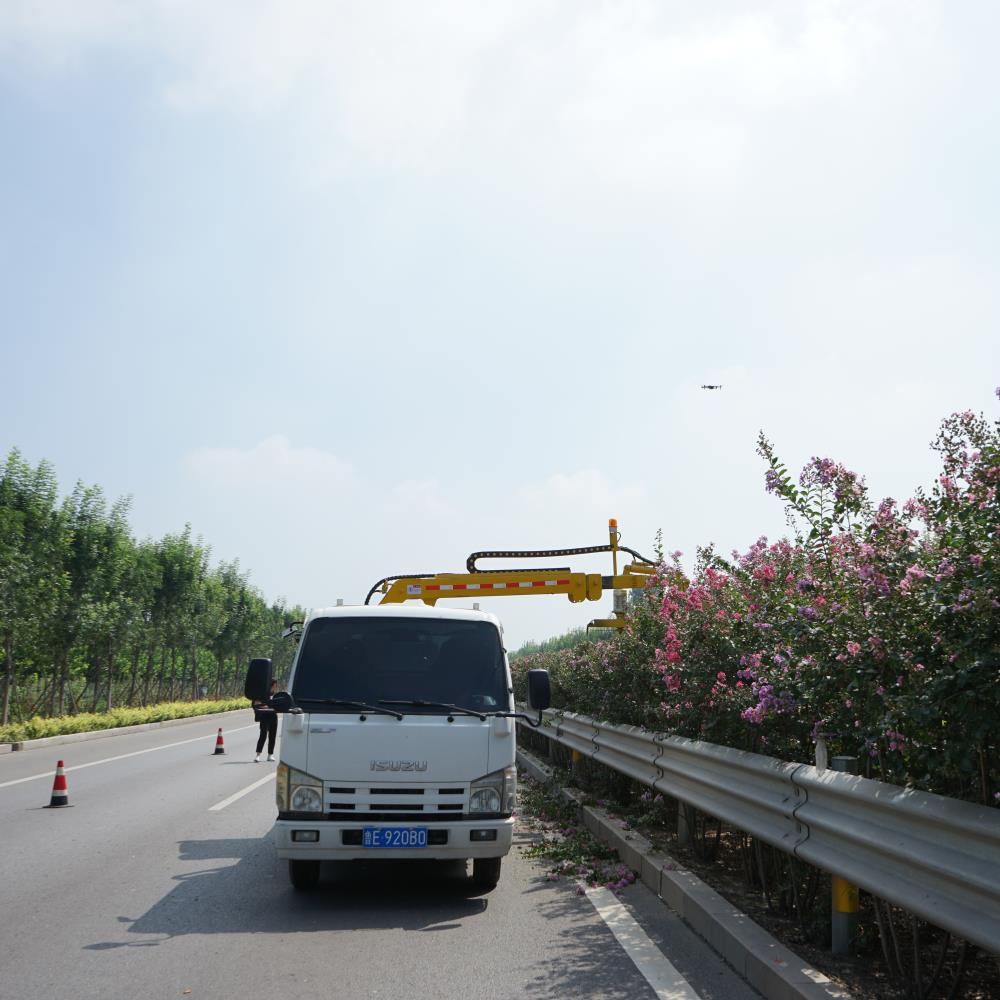 4.5m Telescopic Arm Hedge Trimming Machine